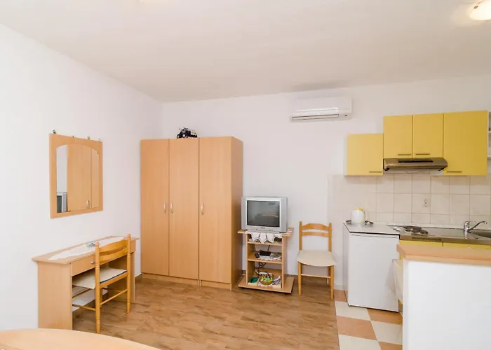 Skurla Apartman Saplunara