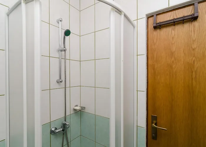 Skurla Apartman Saplunara