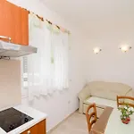 Apartament Skurla *