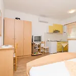 Skurla Apartament Saplunara